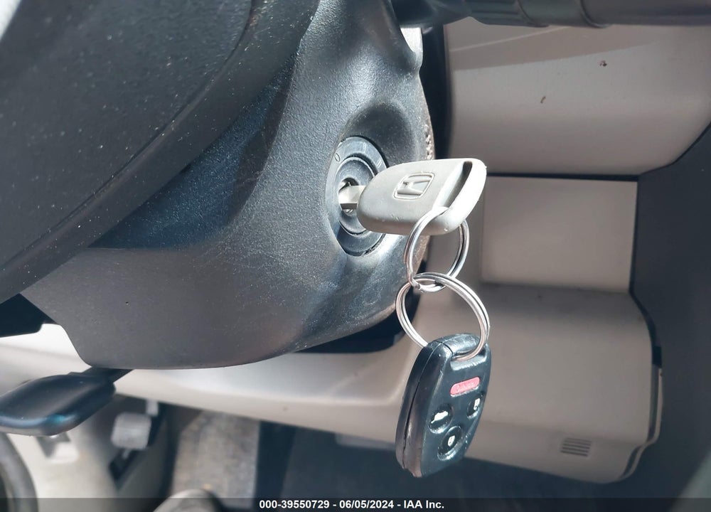2012 HONDA PILOT LX VIN: 5FNYF3H25CB005323
