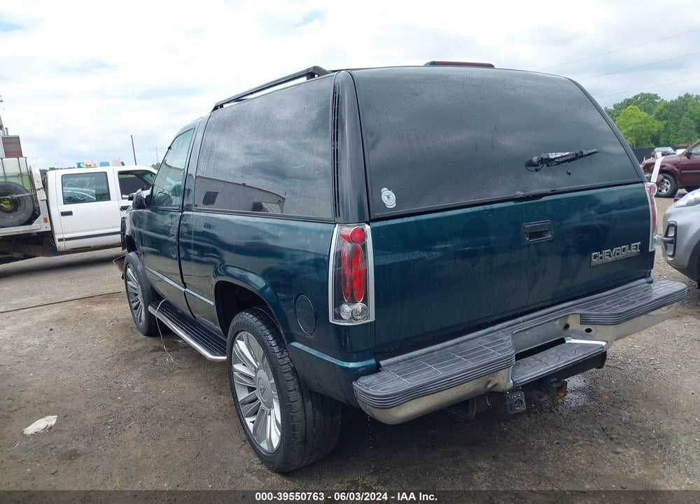 1995 CHEVROLET TAHOE K1500 VIN: 1GNEK18K8SJ356650