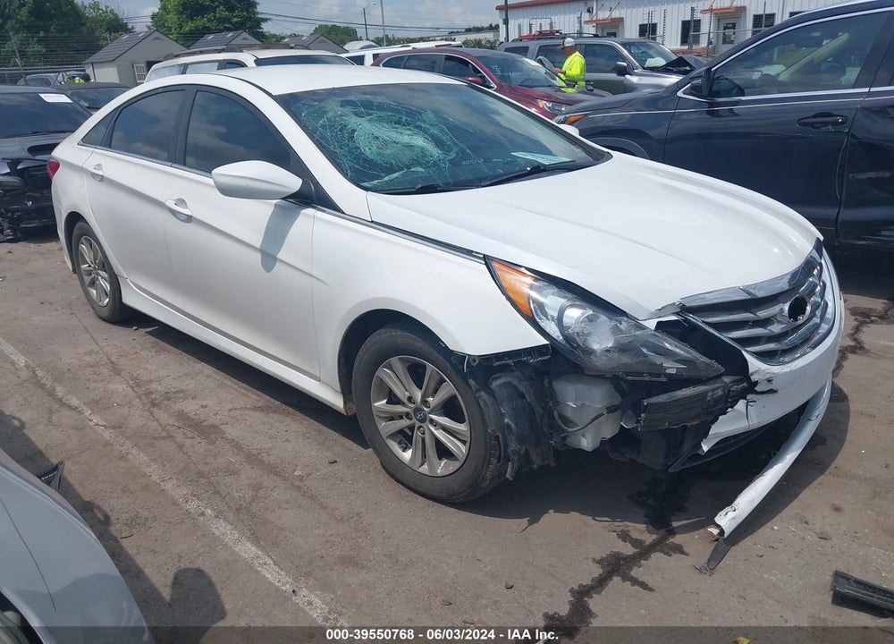 2014 HYUNDAI SONATA GLS VIN: 5NPEB4AC4EH869775