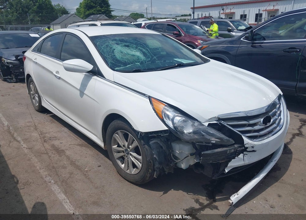 2014 HYUNDAI SONATA GLS VIN: 5NPEB4AC4EH869775