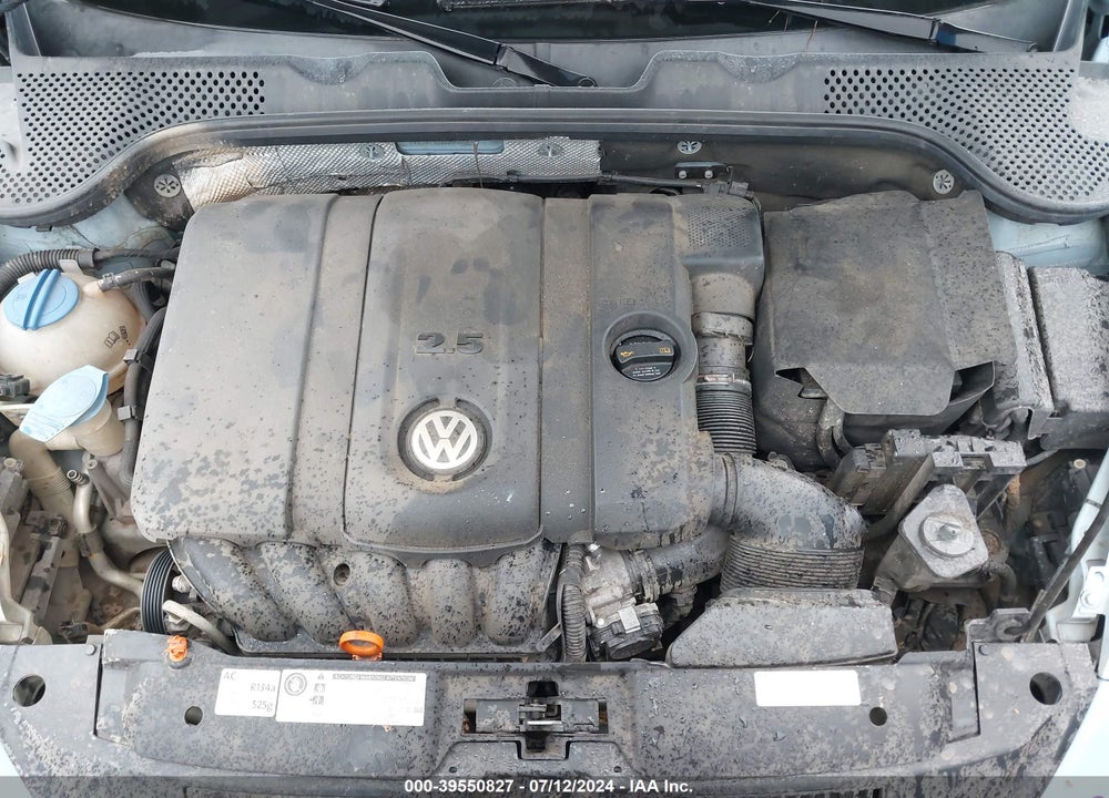 2012 VOLKSWAGEN BEETLE 2.5L VIN: 3VWJX7ATXCM652303