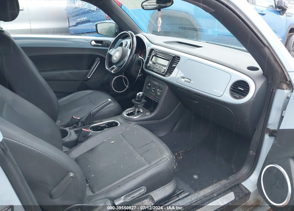 2012 VOLKSWAGEN BEETLE 2.5L VIN: 3VWJX7ATXCM652303