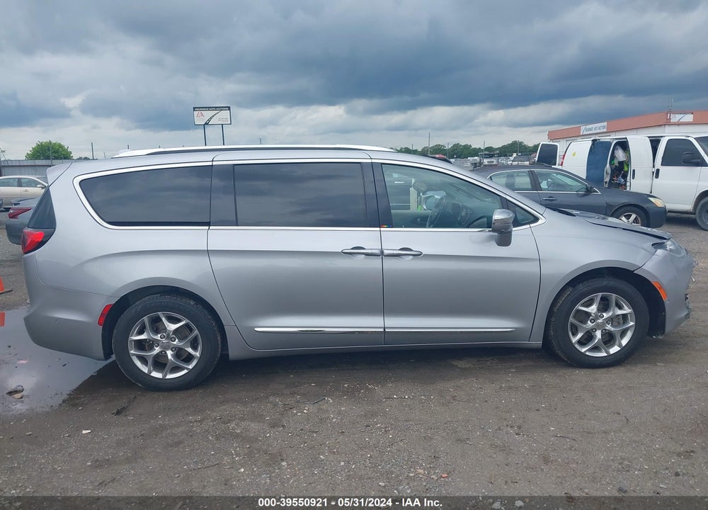 2017 CHRYSLER PACIFICA LIMITED VIN: 2C4RC1GG3HR518578