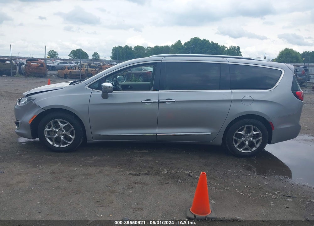 2017 CHRYSLER PACIFICA LIMITED VIN: 2C4RC1GG3HR518578