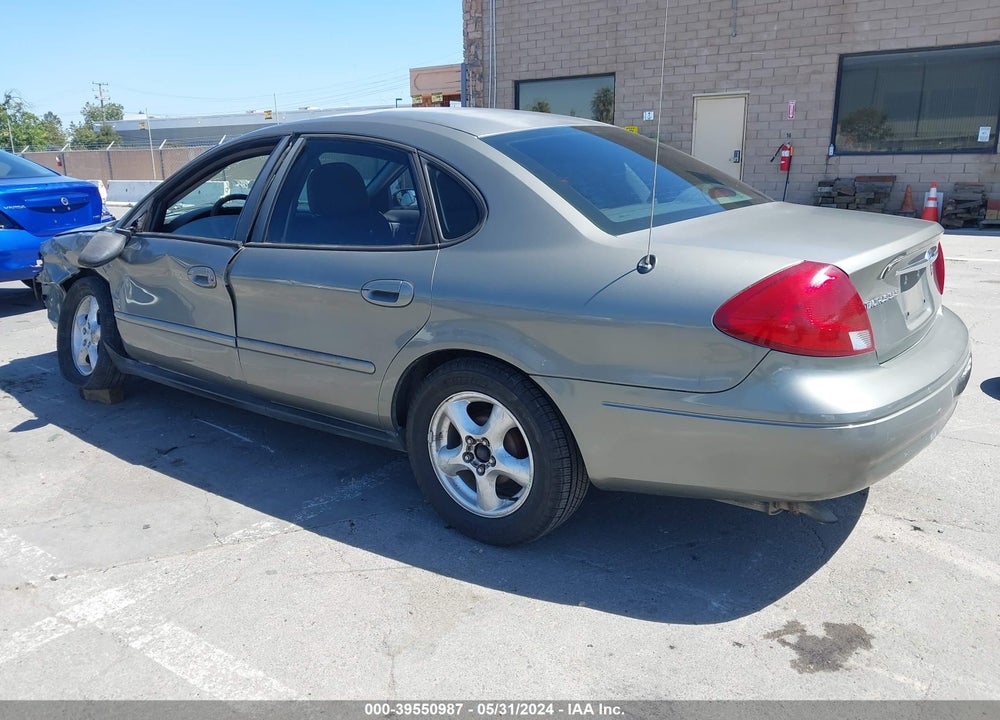 2001 FORD TAURUS VIN: 1FAFP55S61A109948