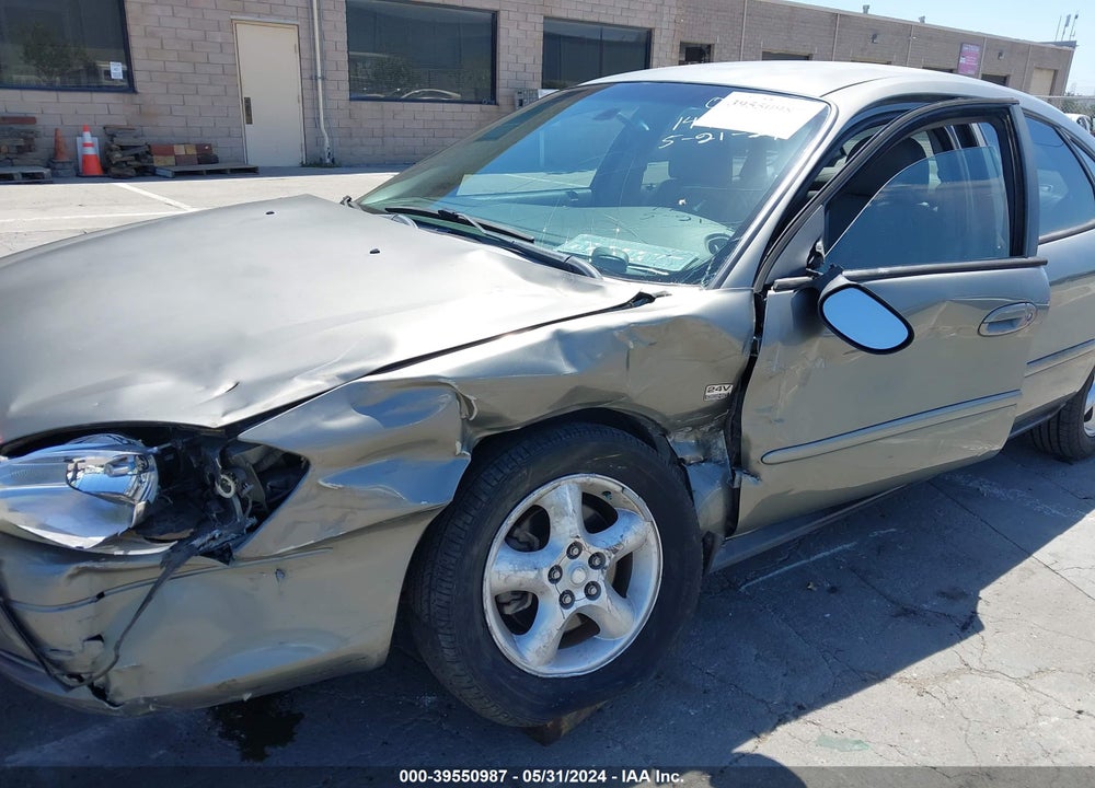 2001 FORD TAURUS VIN: 1FAFP55S61A109948