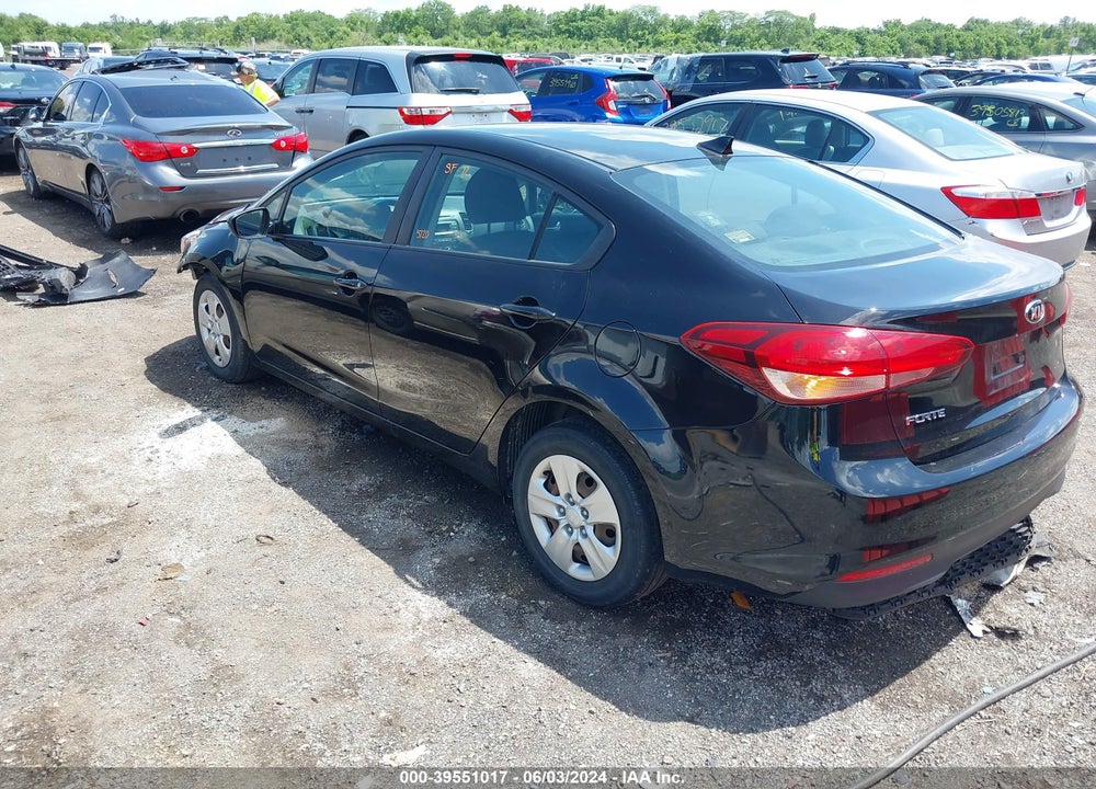 2017 KIA FORTE LX VIN: 3KPFK4A70HE042436