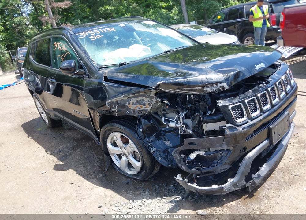 2019 JEEP COMPASS LATITUDE 4X4 VIN: 3C4NJDBB4KT593988