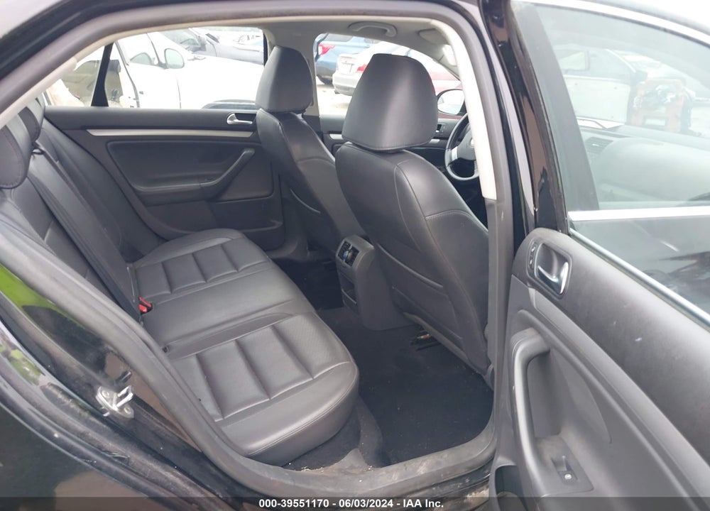 2009 VOLKSWAGEN JETTA SE VIN: 3VWRM71K89M144505