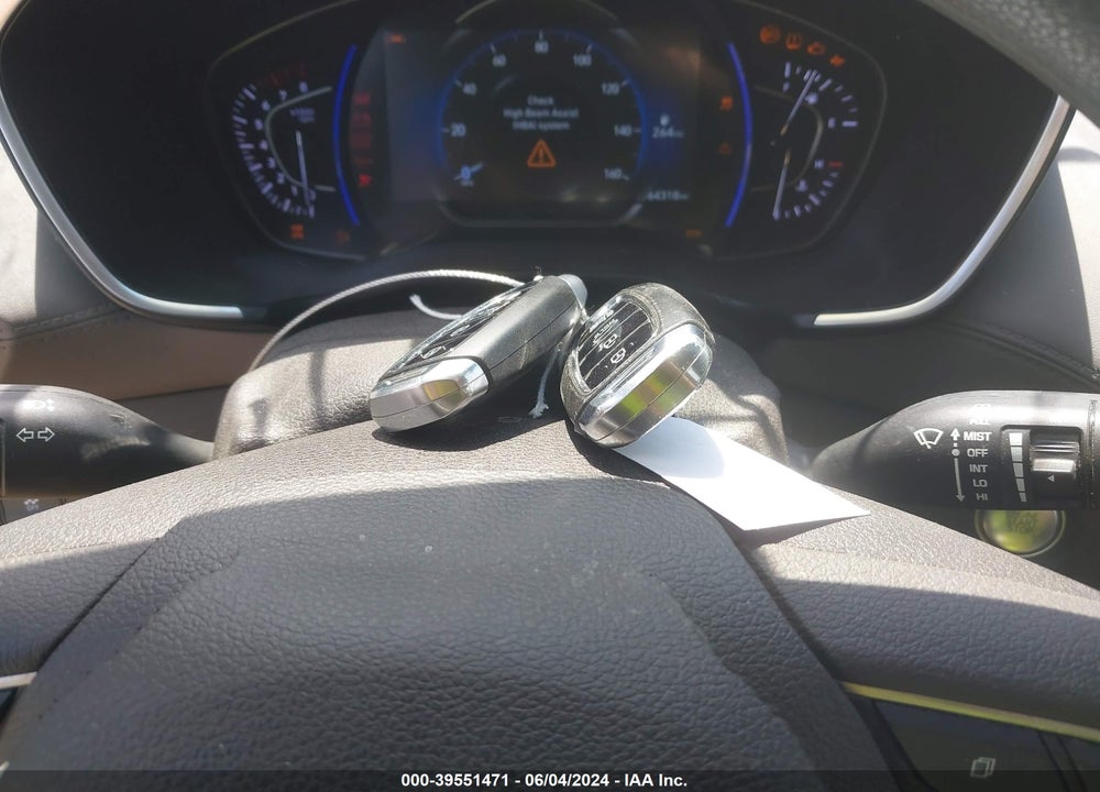 2019 HYUNDAI SANTA FE SEL VIN: 5NMS3CAD5KH131771