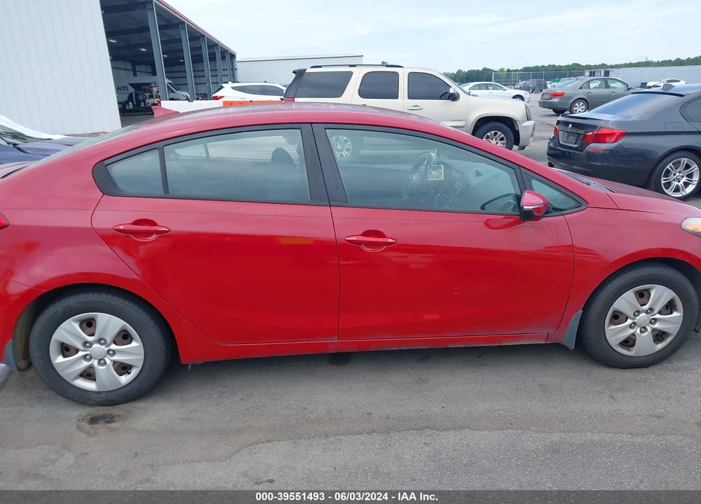 2015 KIA FORTE LX VIN: KNAFX4A60F5332013