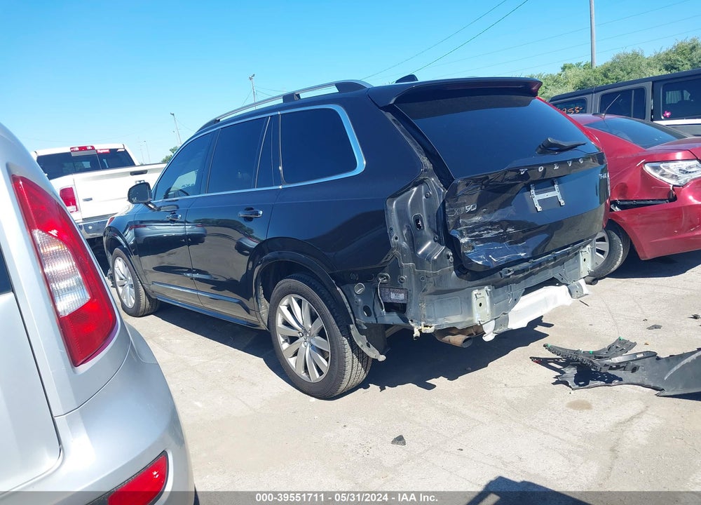 2016 VOLVO XC90 T6 MOMENTUM VIN: YV4A22PK4G1033585
