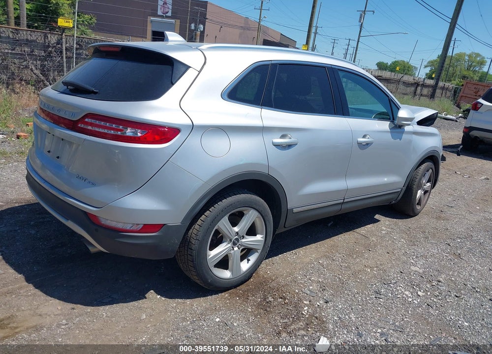 2017 PREMIER LINCOLN MKC E VIN: 5LMCJ1D94HUL28866