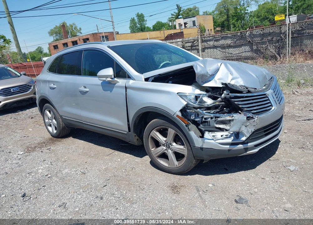 2017 PREMIER LINCOLN MKC E VIN: 5LMCJ1D94HUL28866