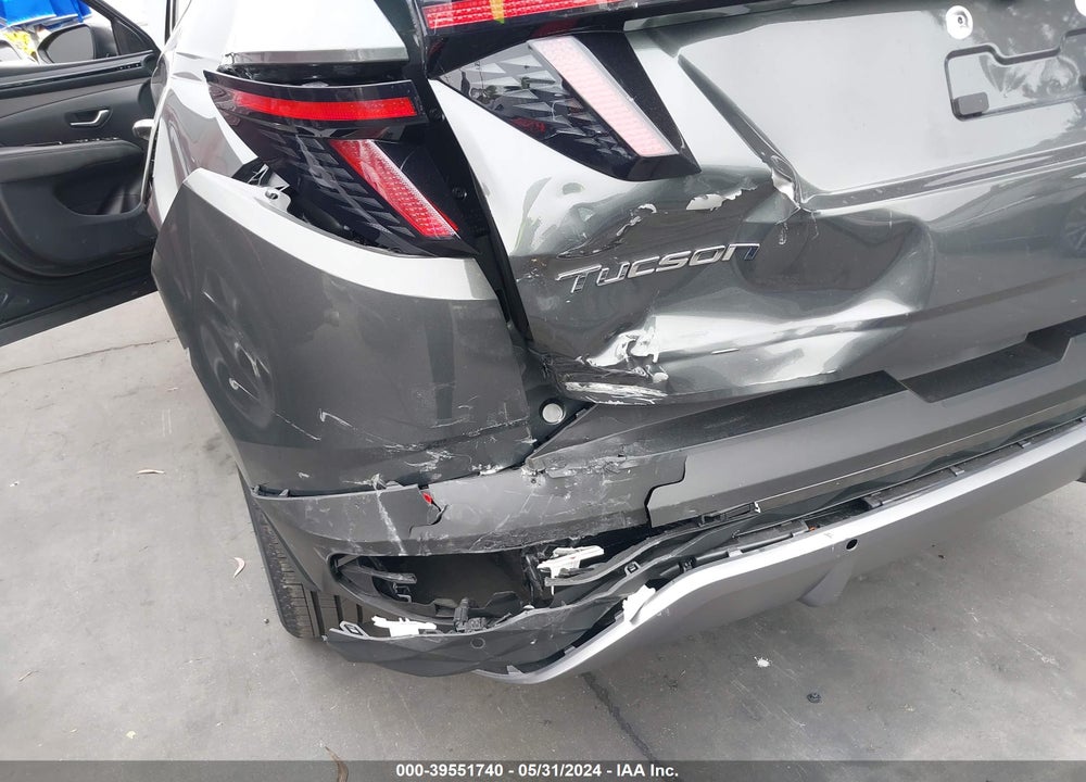 2024 HYUNDAI TUCSON HYBRID LIMITED VIN: KM8JECD15RU187232