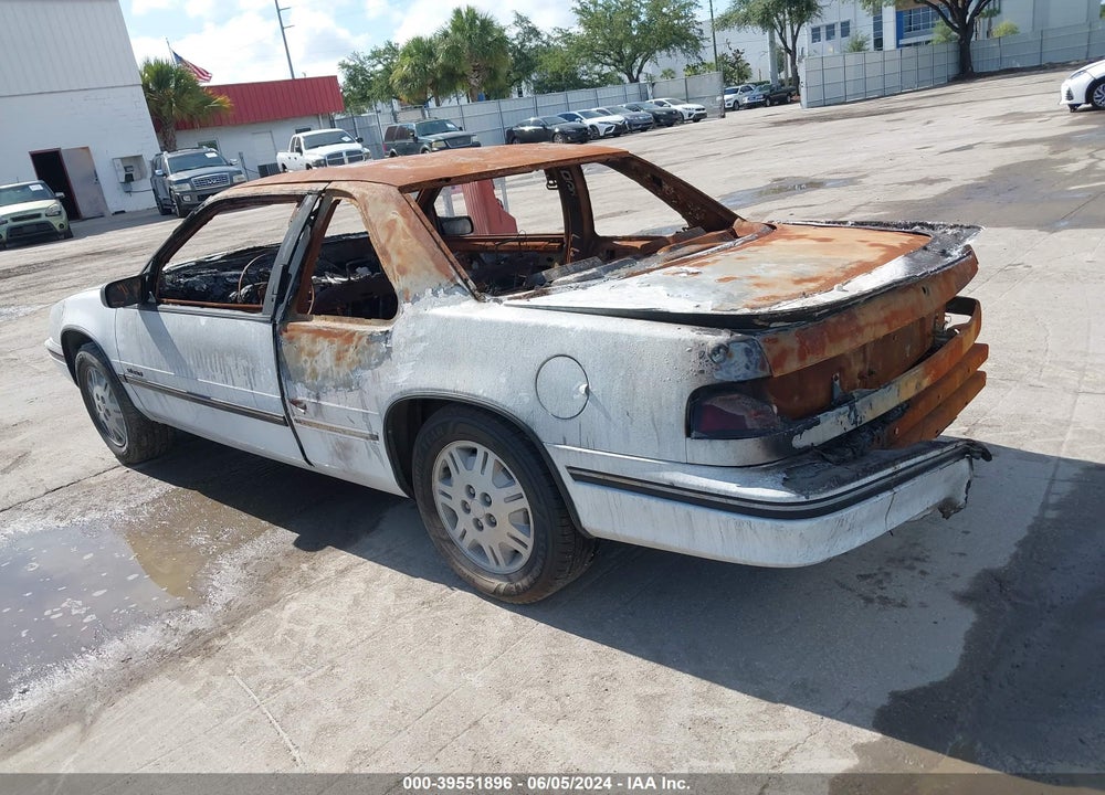 1992 CHEVROLET LUMINA EURO VIN: 2G1WN14T1N9283133