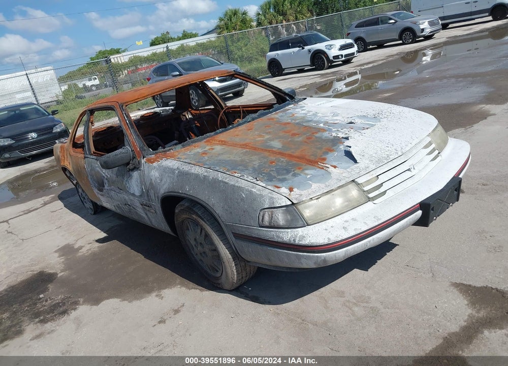 1992 CHEVROLET LUMINA EURO VIN: 2G1WN14T1N9283133