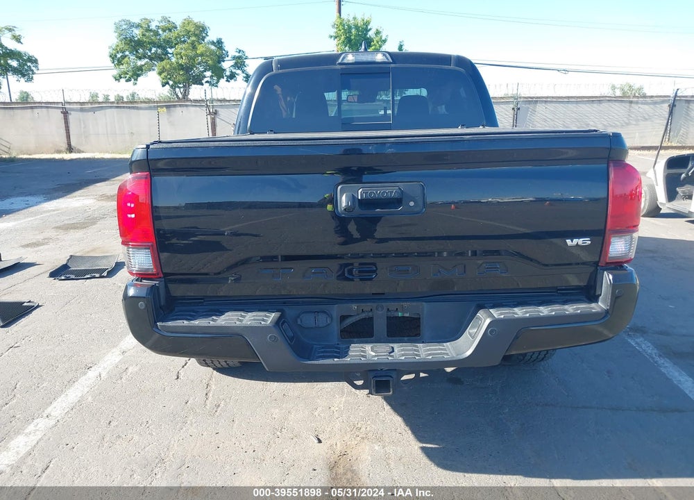 2018 TOYOTA TACOMA TRD OFF ROAD VIN: 3TMCZ5AN0JM124181