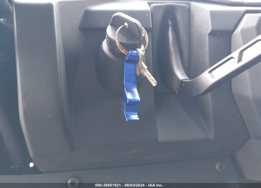 2024 POLARIS RANGER CREW XP 1000 NORTHSTAR ULTIMATE VIN: 4XARSY995R8744975