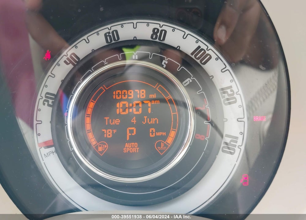 2015 FIAT 500 POP VIN: 3C3CFFAR0FT541660