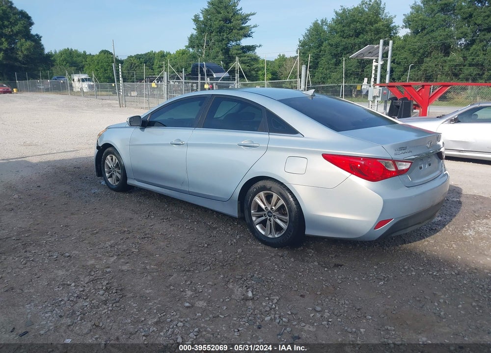 2014 HYUNDAI SONATA VIN: 5NPEB4AC3EH826691