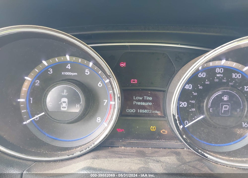 2014 HYUNDAI SONATA VIN: 5NPEB4AC3EH826691