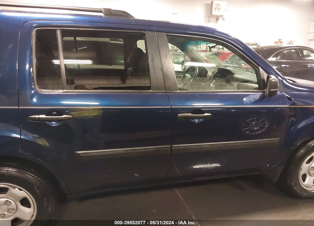 2015 HONDA PILOT LX VIN: 5FNYF4H2XFB062434