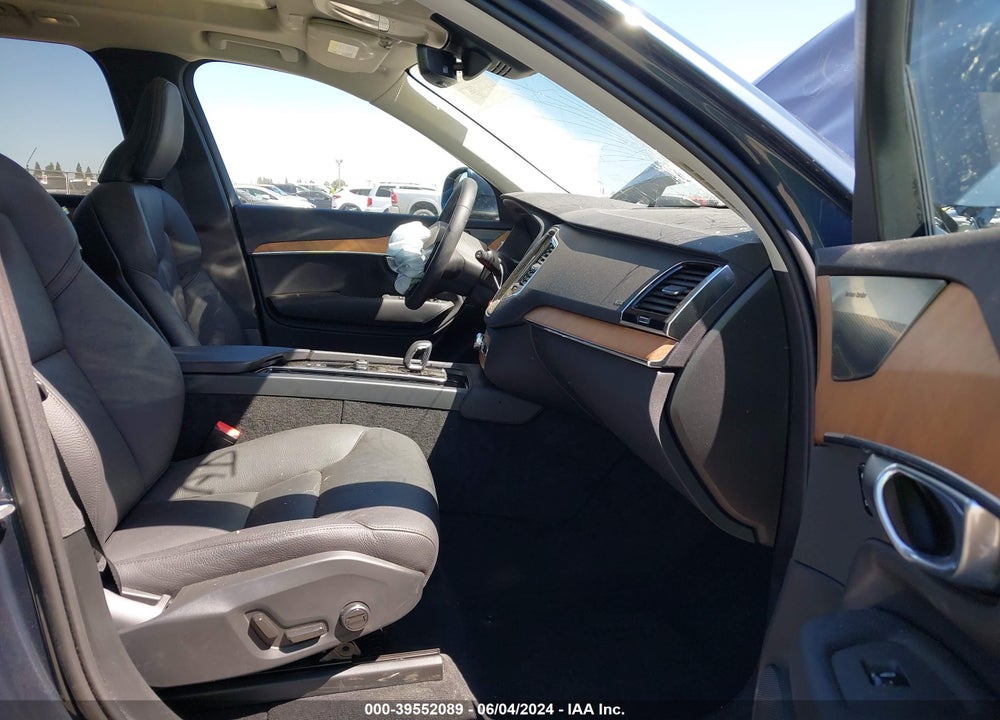 2023 VOLVO XC90 B6 PLUS 6-SEATER VIN: YV40621NXP1997904
