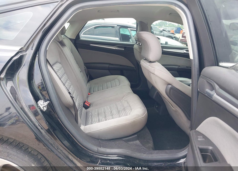 2016 FORD FUSION S VIN: 3FA6P0G78GR340389