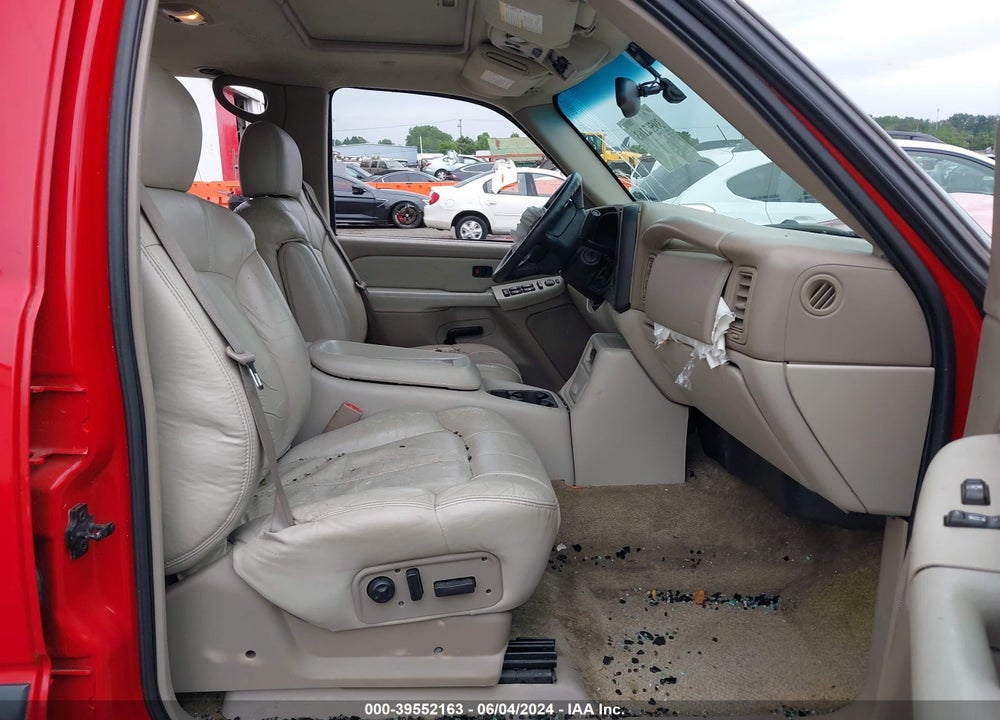 2002 CHEVROLET TAHOE LT VIN: 1GNEK13Z22J155587