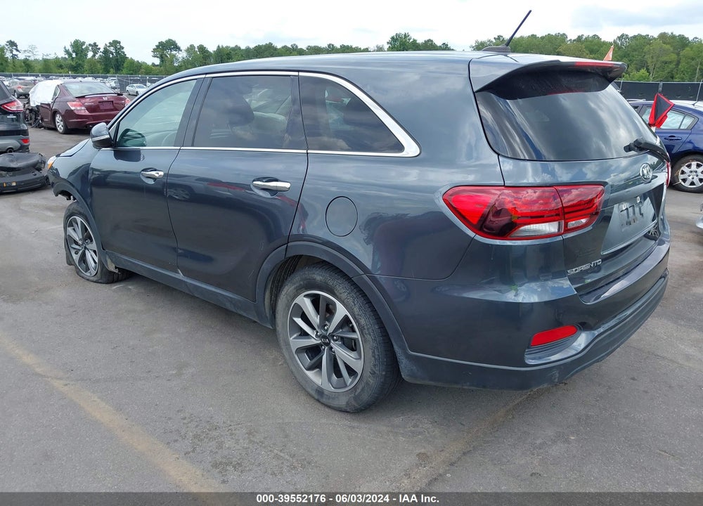 2020 KIA SORENTO 3.3L LX VIN: 5XYPG4A56LG680707