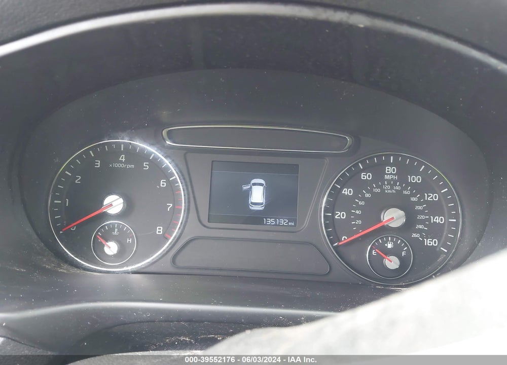 2020 KIA SORENTO 3.3L LX VIN: 5XYPG4A56LG680707