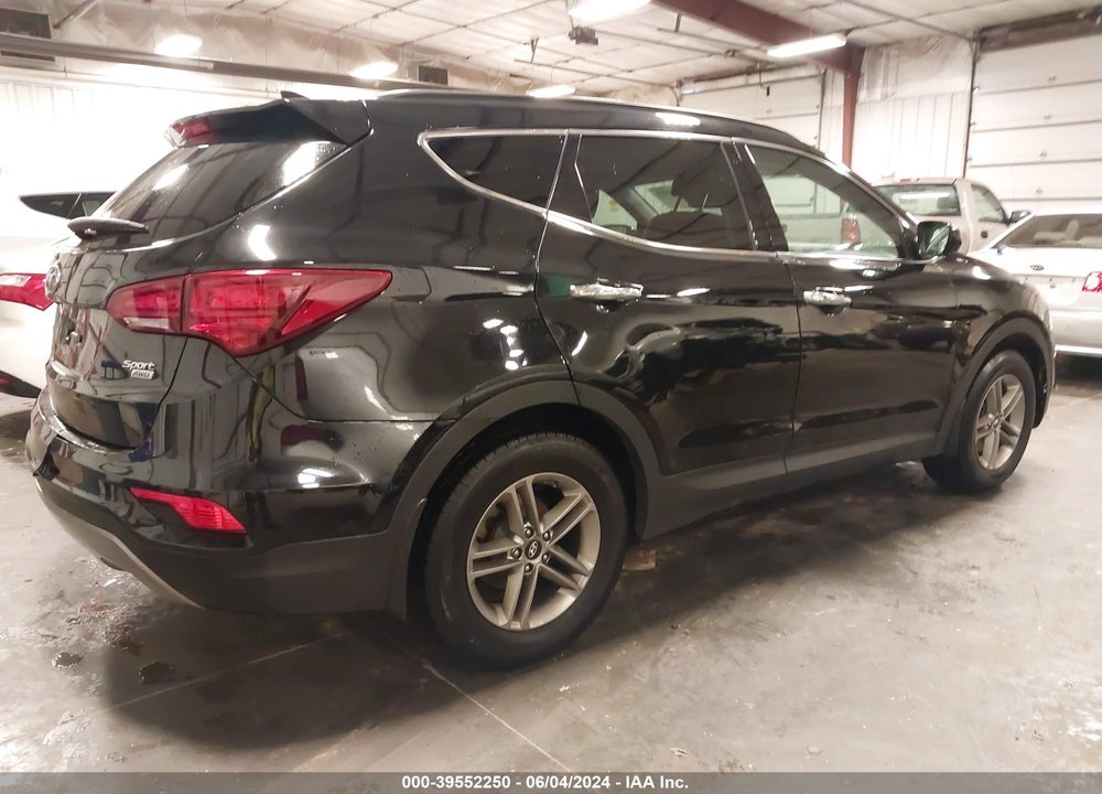 2018 HYUNDAI SANTA FE SPORT 2.4L VIN: 5NMZUDLB0JH060698