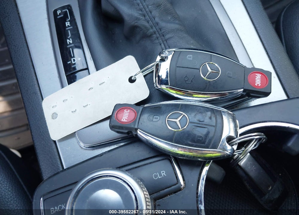 2009 MERCEDES-BENZ C CLASS VIN: WDDGF81XX9F207275
