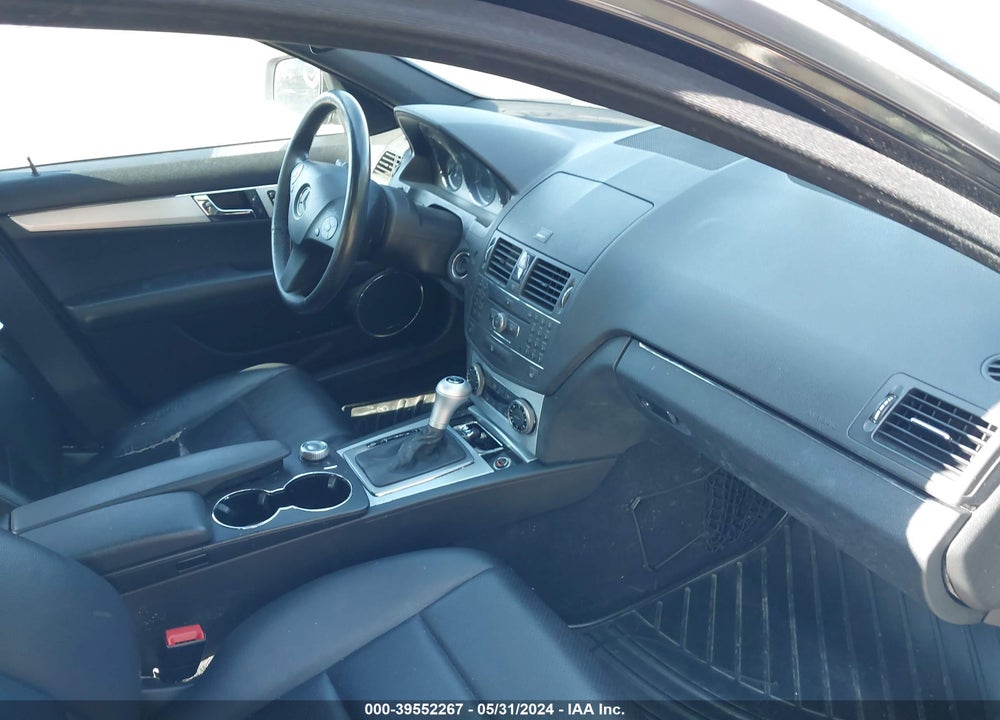 2009 MERCEDES-BENZ C CLASS VIN: WDDGF81XX9F207275