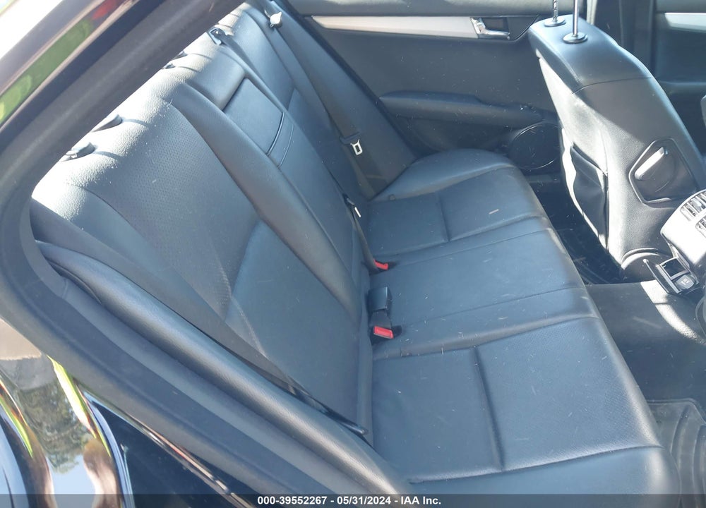 2009 MERCEDES-BENZ C CLASS VIN: WDDGF81XX9F207275