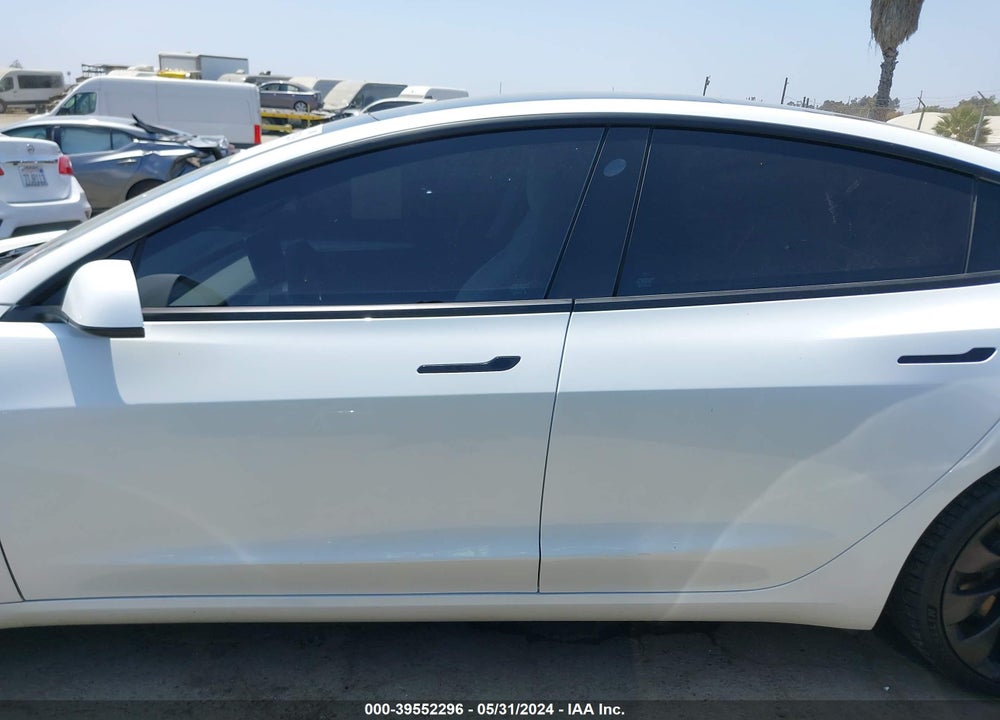 2022 TESLA MODEL 3 PERFORMANCE DUAL MOTOR ALL-WHEEL DRIVE VIN: 5YJ3E1EC5NF208651