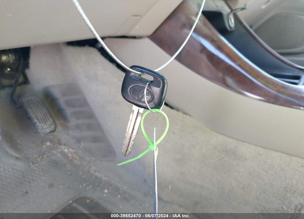 2003 TOYOTA CAMRY VIN: 4T1BE32KX3U143718