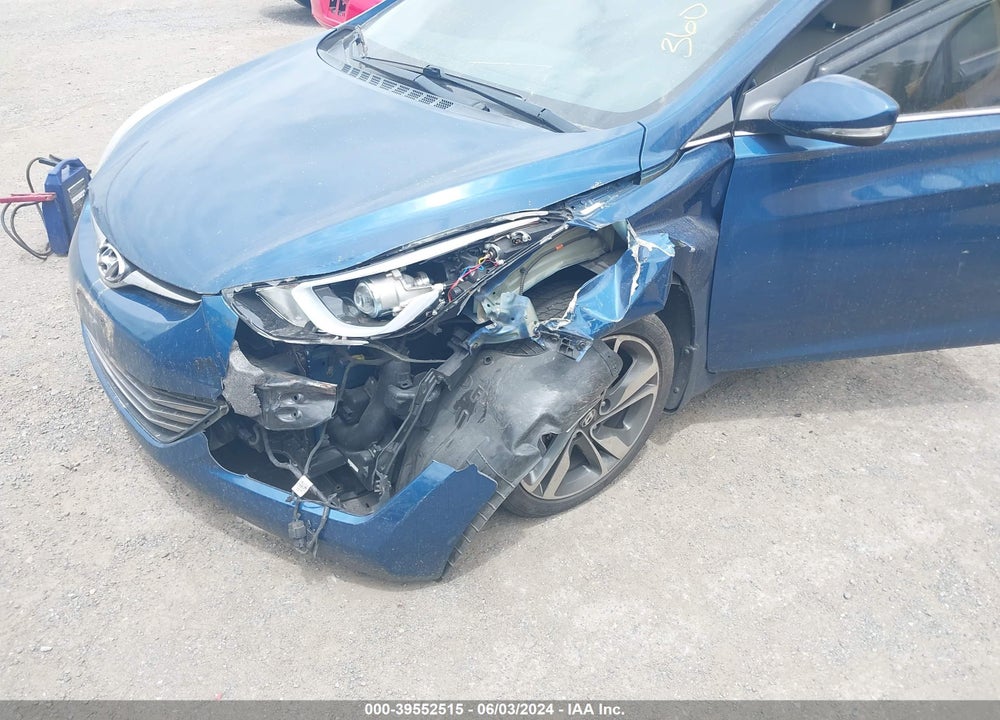 2015 HYUNDAI ELANTRA LIMITED VIN: KMHDH4AE8FU425197