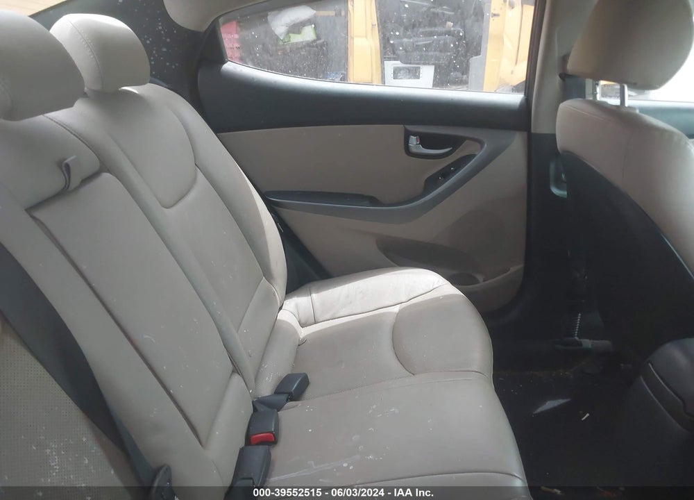 2015 HYUNDAI ELANTRA LIMITED VIN: KMHDH4AE8FU425197