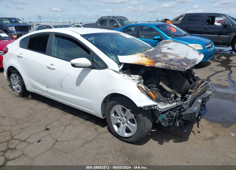 2018 KIA FORTE VIN: 3KPFK4A73JE280349