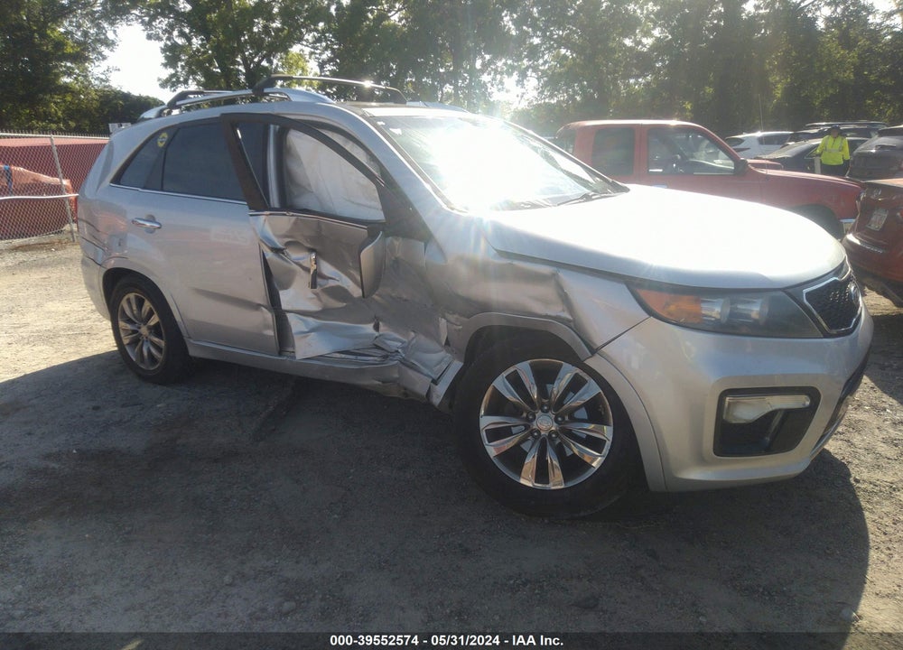 2012 KIA SORENTO SX V6 VIN: 5XYKW4A20CG261240