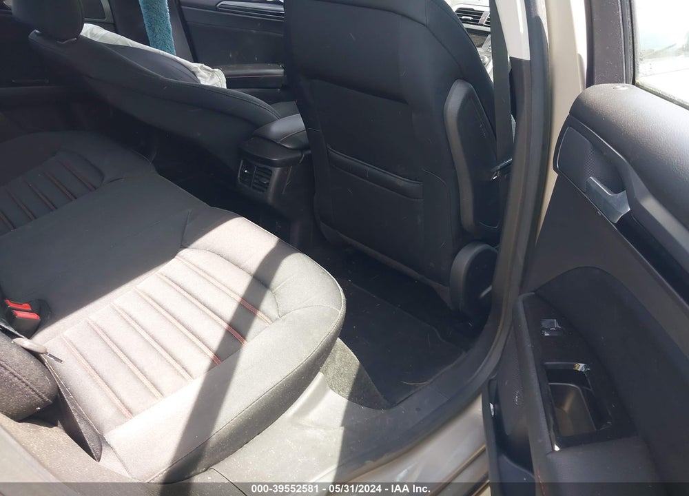 2016 FORD FUSION SE VIN: 3FA6P0HD0GR148680