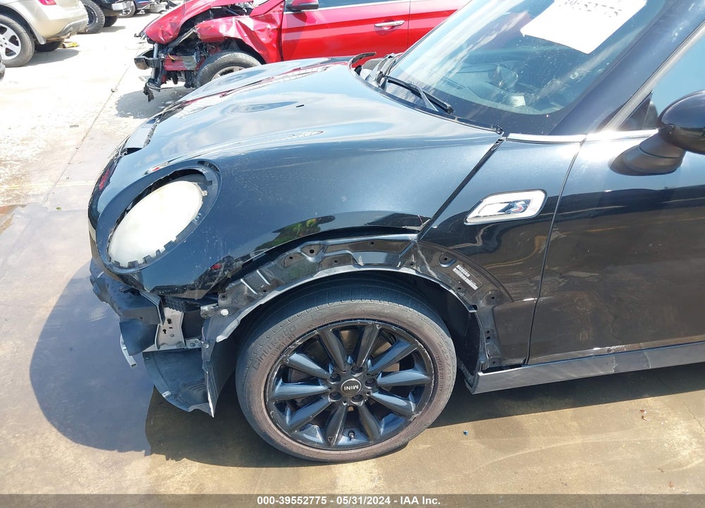 2016 MINI CLUBMAN COOPER S VIN: WMWLN9C54G2B32137