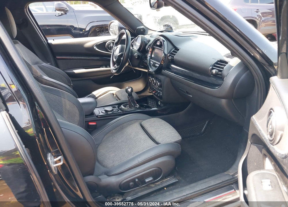 2016 MINI CLUBMAN COOPER S VIN: WMWLN9C54G2B32137