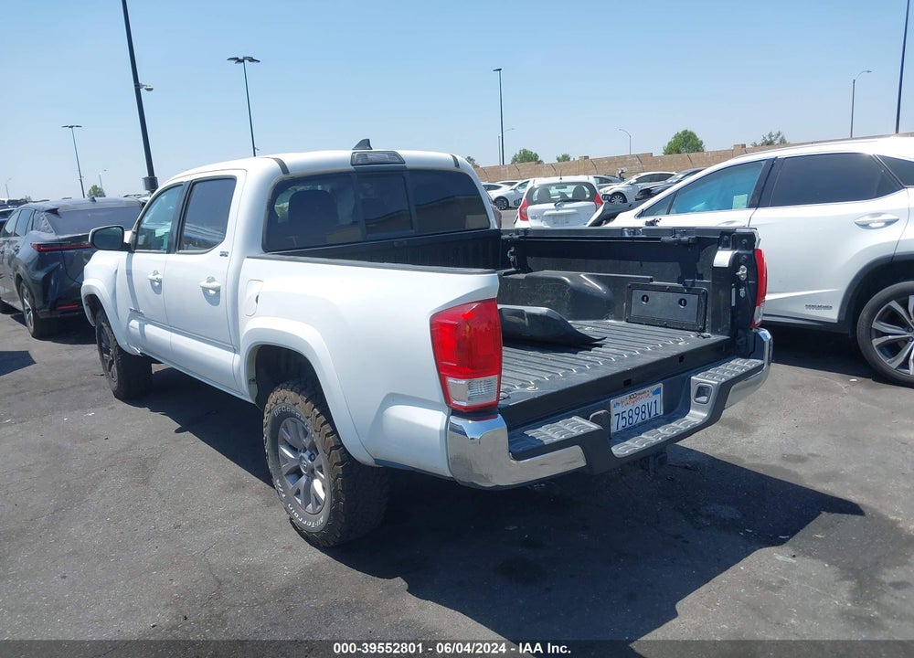 2017 TOYOTA TACOMA SR5 V6 VIN: 3TMAZ5CN6HM037514