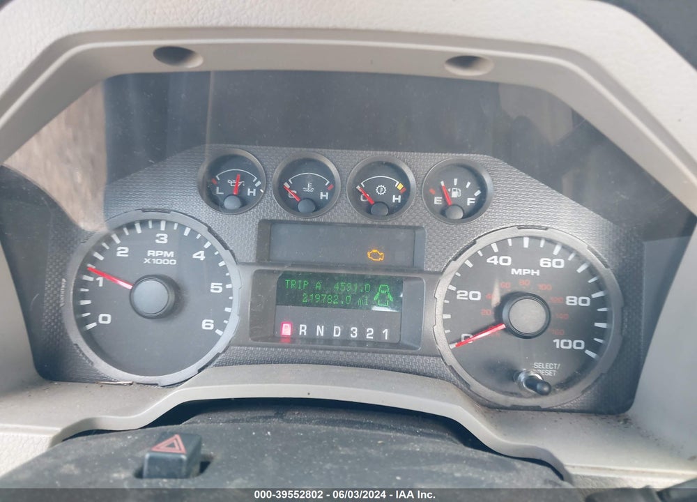 2008 FORD F-250 XL/XLT VIN: 1FTNF20558ED32915