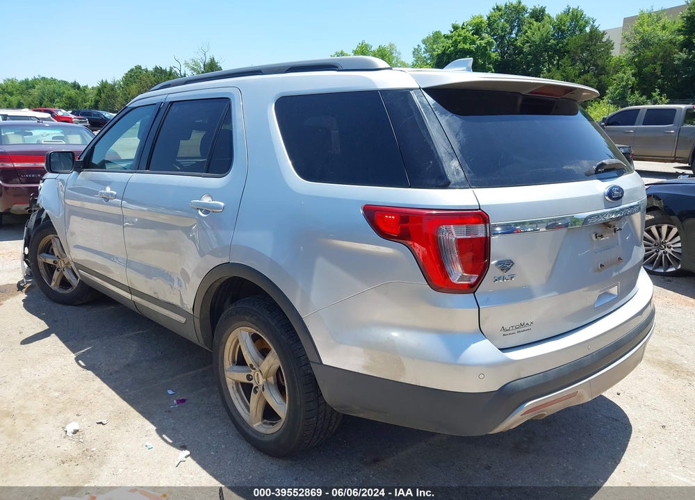 2017 FORD EXPLORER XLT VIN: 1FM5K7D83HGA76240