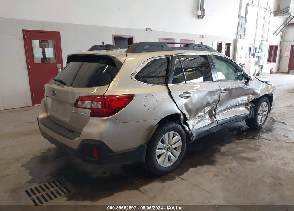 2018 SUBARU OUTBACK 2.5I PREMIUM VIN: 4S4BSAFC0J3204156