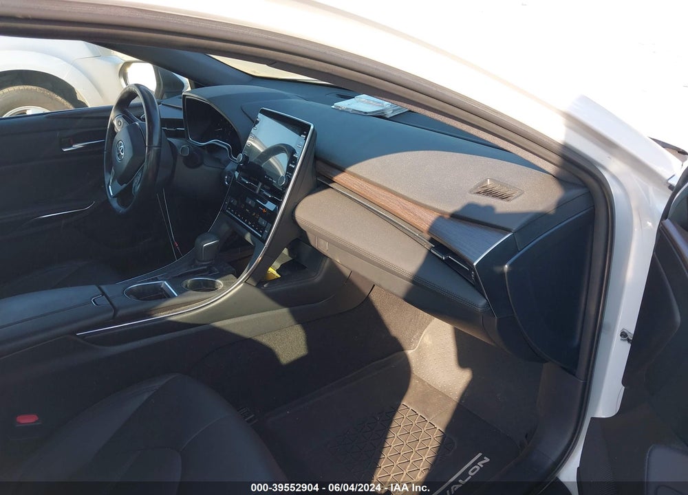 2019 TOYOTA AVALON XLE VIN: 4T1BZ1FB0KU037151